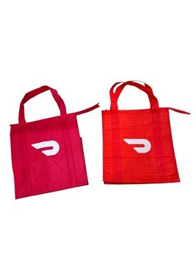 Door Dash Insulated Food Delivery Zipper Tote Bags Lot of 2 Size 15x 13